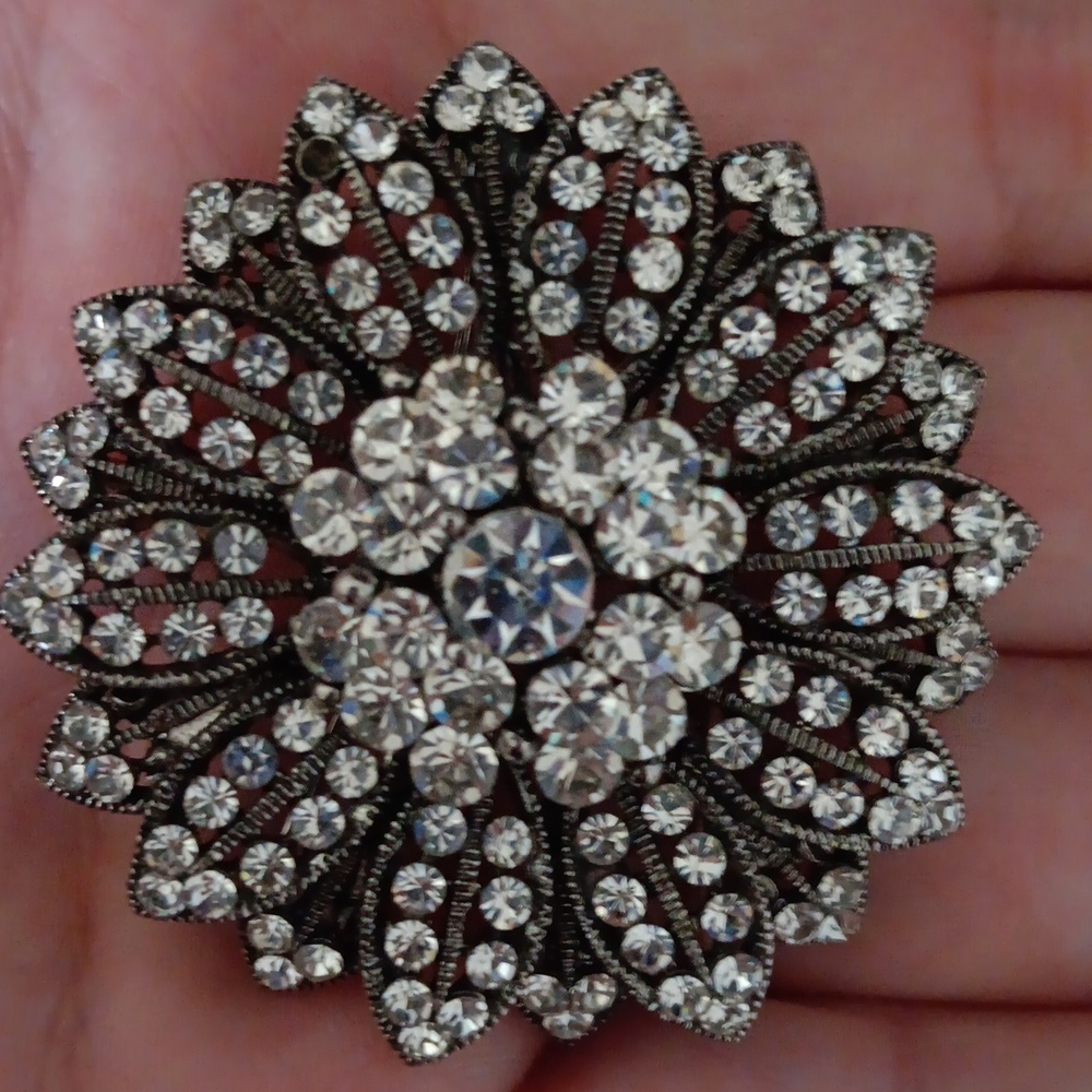 Beautiful pin